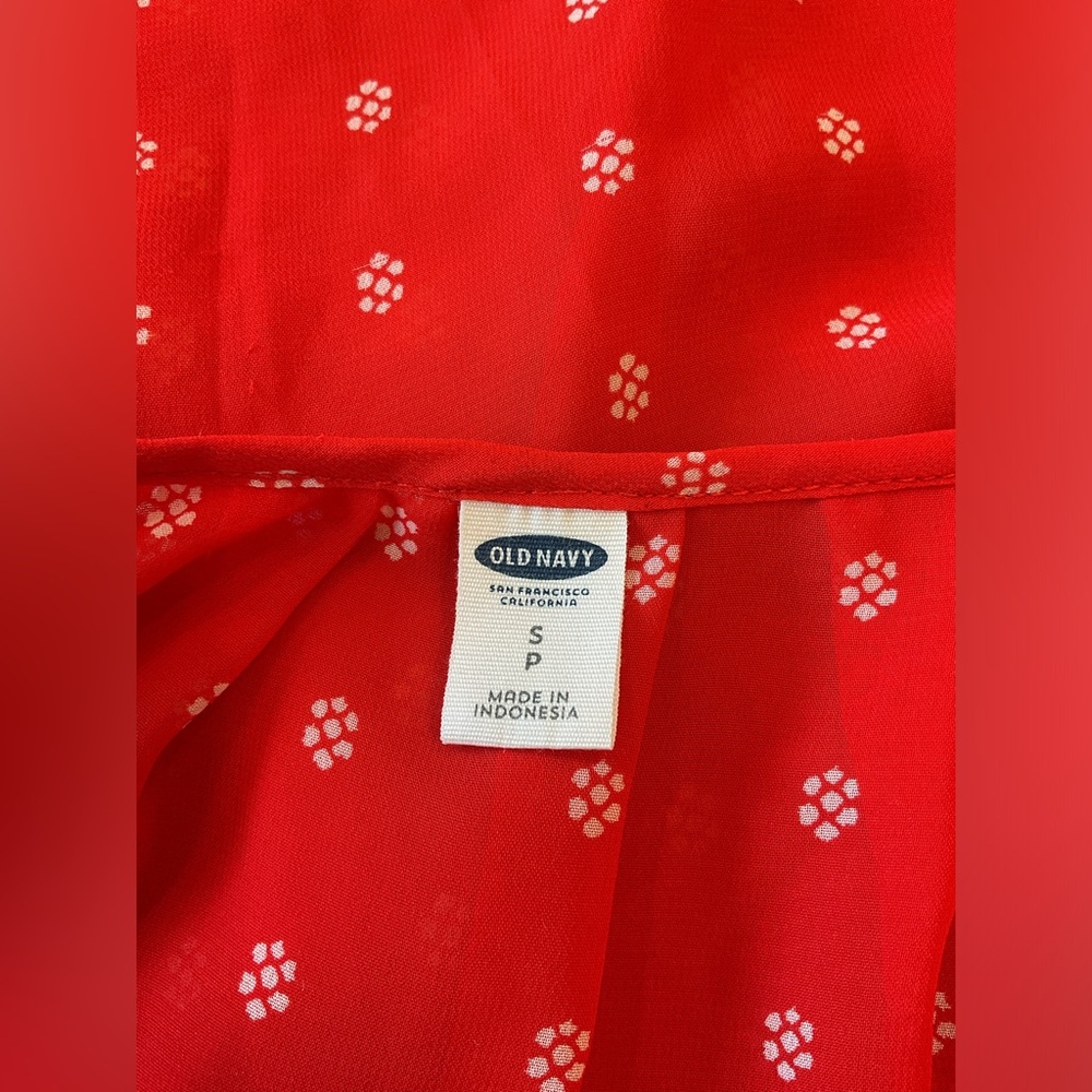 Old Navy Vibrant Red Sheer Blouse - Picture 3 of 5